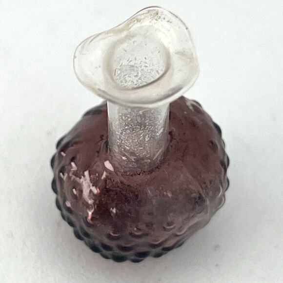 Vintage Purple Hobnail Real Art Glass Vase Hand Blown 1.25" Victorian Miniature - Picture 4 of 4